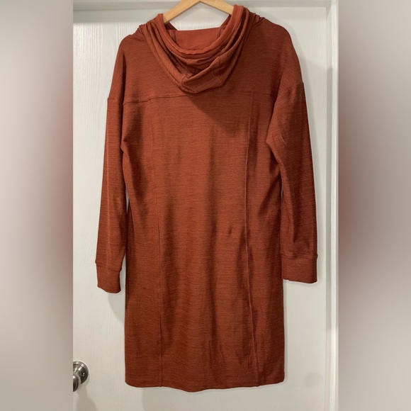 Toad&Co Long Sleeve Intermossa Hooded Dress in Burnt Orange Brown. Size L - Picture 2 of 6
